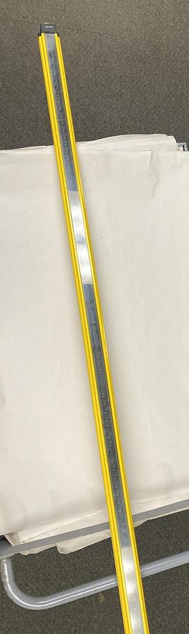 Used DOLAN JENNER,SS500-10109,Light Curtain Transmitter