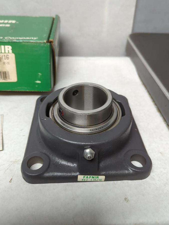 FAFNIR,YCJ1-15/16,4-BOLT FLANGE MOUNT BEARING 1-15/16 INCH BORE NOS