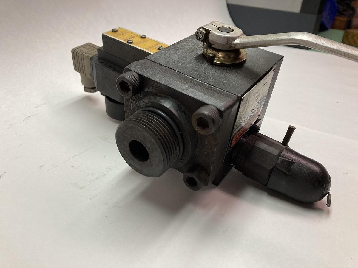 Used Rexroth,M-3 SE 6 U20/315W115-60NZ4,Servo Valve w/ Pressure Controller