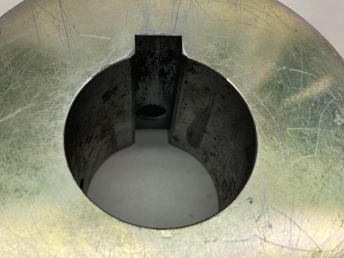 Used Stearns,51621010003D,82000 Series 2-Disc Hub 1-1/2 Inch Bore