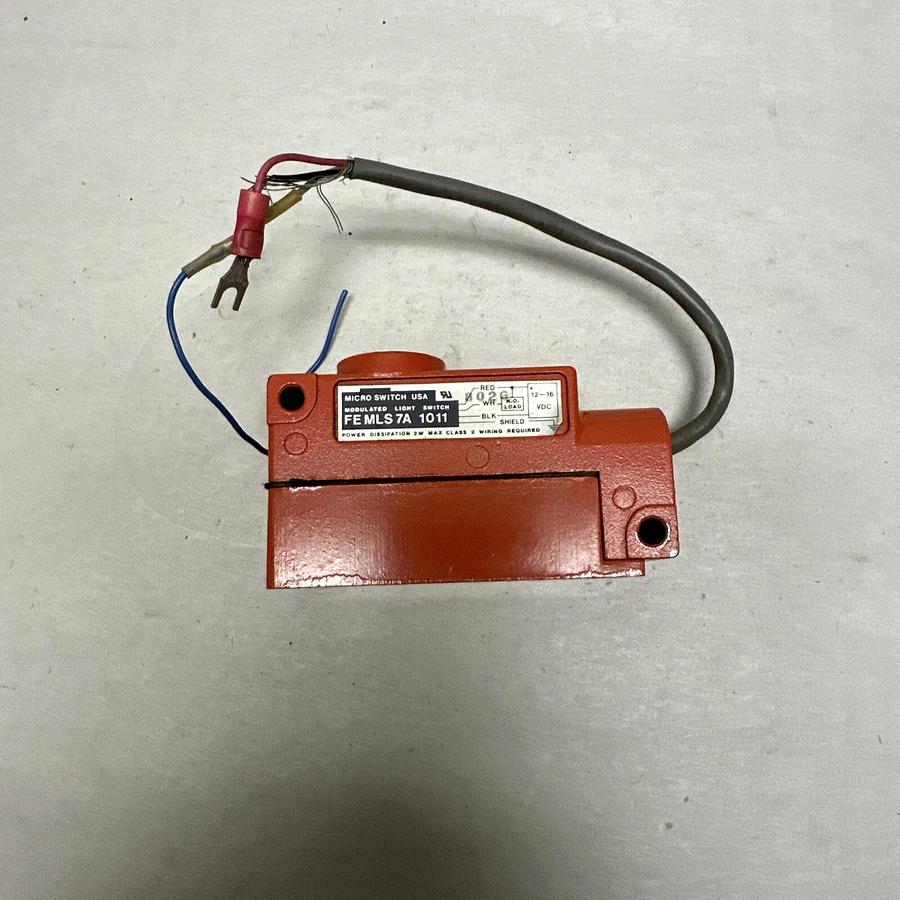 Used Micro Switch,FEMLS7A 1011,Modulated Light Switch (G113)