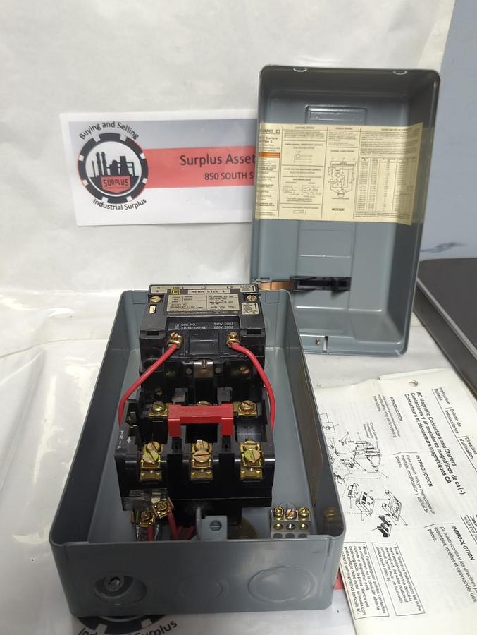 SQUARE D,8536 SC63,SIZE 1 MOTOR STARTER WITH ENCLOSURE MO552K NOS