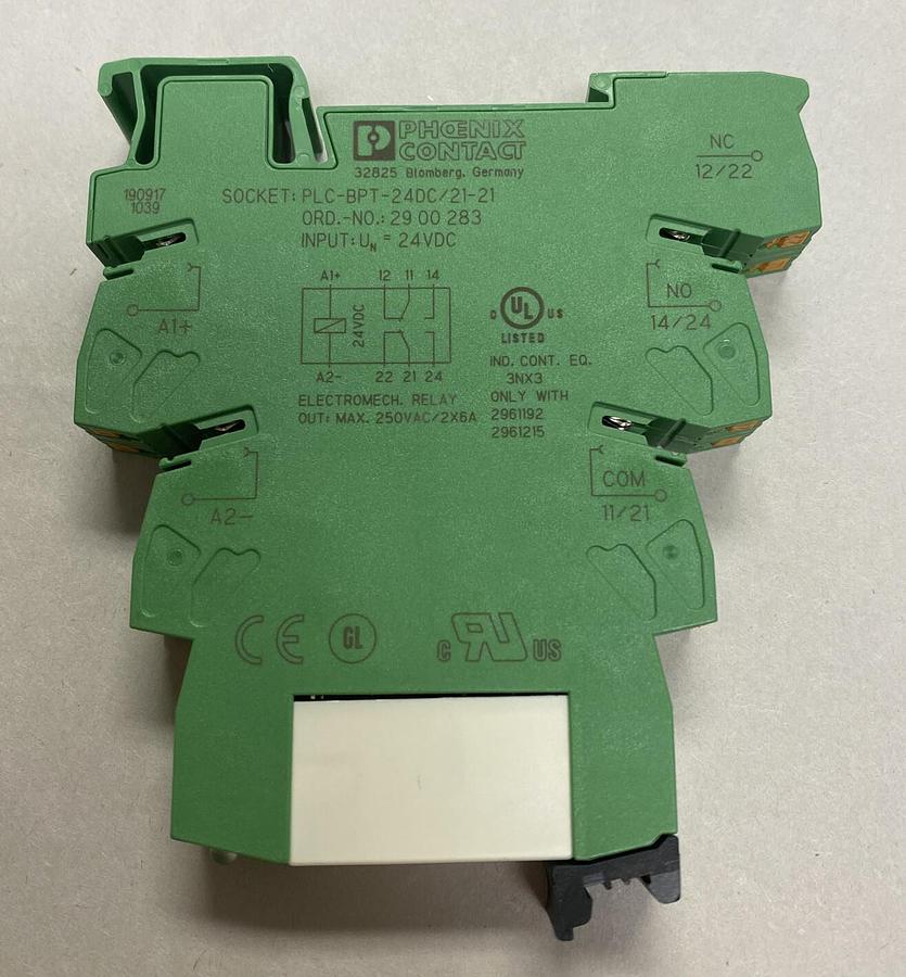 PHOENIX CONTACT,PLC-BPT- 24DC/21-21,BASIC TERMINAL BLOCK NEW NO BOX