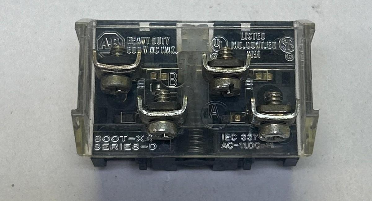 Used ALLEN BRADLEY,800T-XA,CONTACT BLOCK