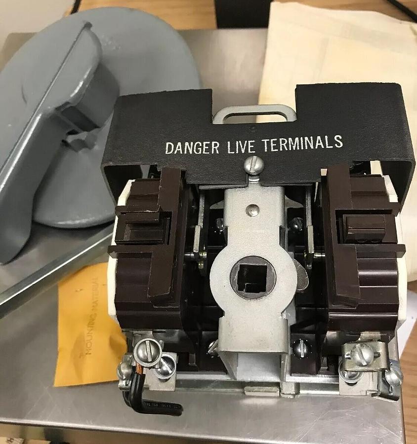 Eaton Cutler Hammer,10904H2,Motor Circuit switch