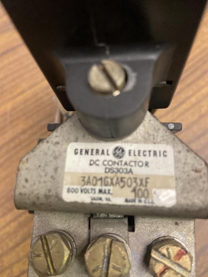 Used General Electric,DS303A 3A01GXA503XF,DC Contactor 600V 100A Coil 115/120Vdc