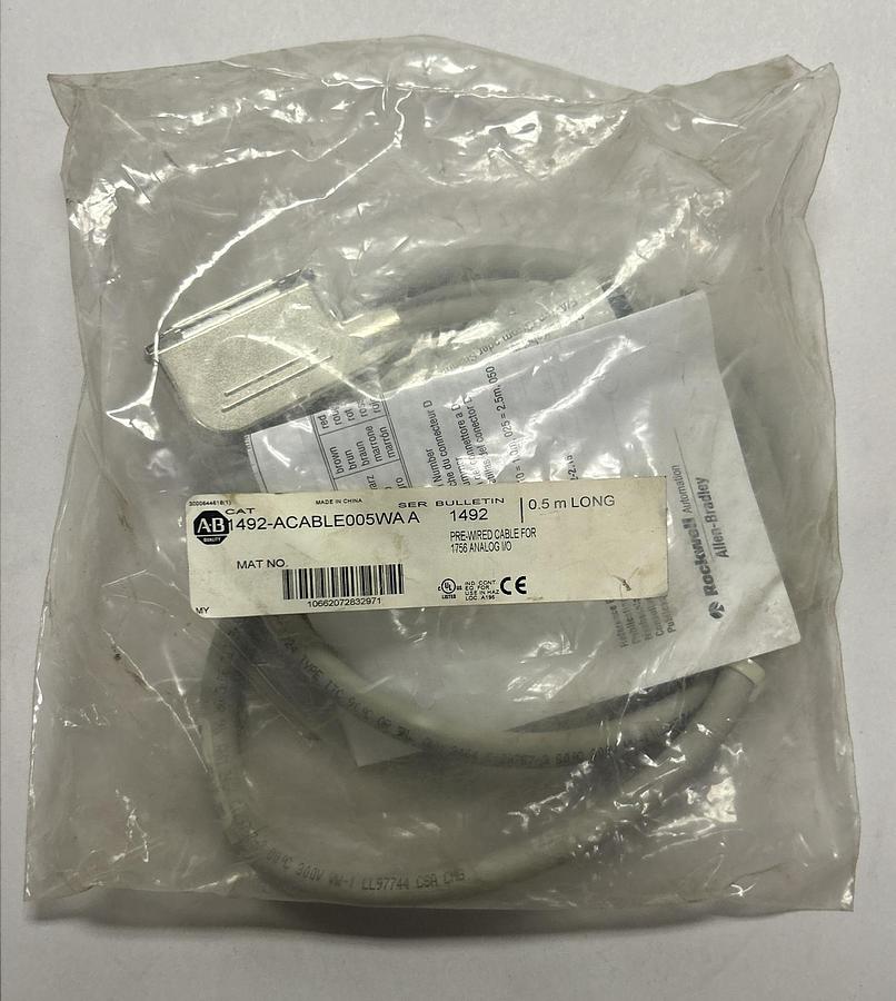 Used ALLEN BRADLEY,1492-ACABLE005WA,PRE-WIRED CABLE NEW