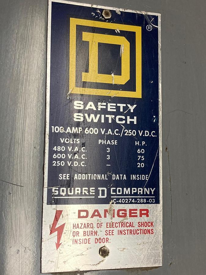 Used Square D,HU363,Heavy Duty Safety Switch Series D3 100A 600Vac