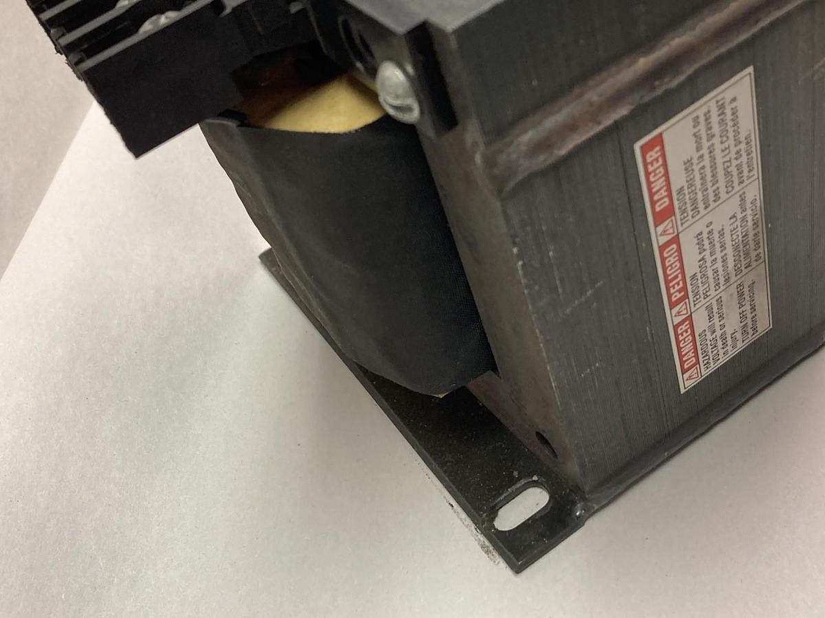 Schneider Electric,9070T750D5,Transformer 50/60Hz 0.75kVA