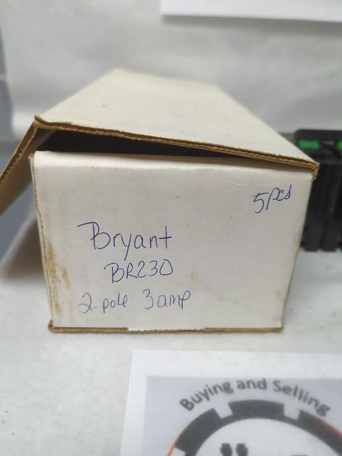 Used BRYANT,BR230,CIRCUIT BREAKER 2-POLE 30 AMP LOT OF 5 PRE-OWNED
