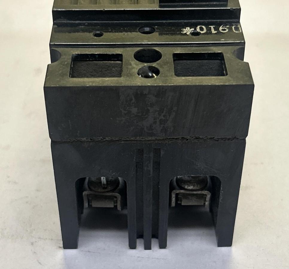 Used GENERAL ELECTRIC,TEB122015,CIRCUIT BREAKER 15A 240V 2P