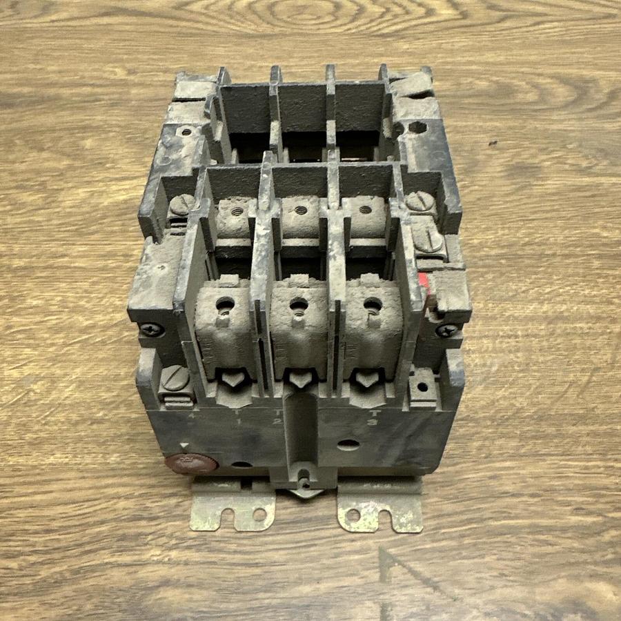 Used Sylvania,T13U032,45A 600V Size 2 Starter