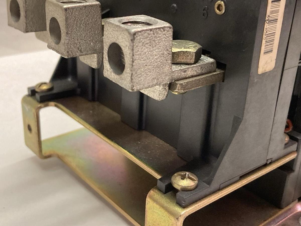 Used Allen-Bradley,509-D0D-A5K,Contactor Series A Size 3