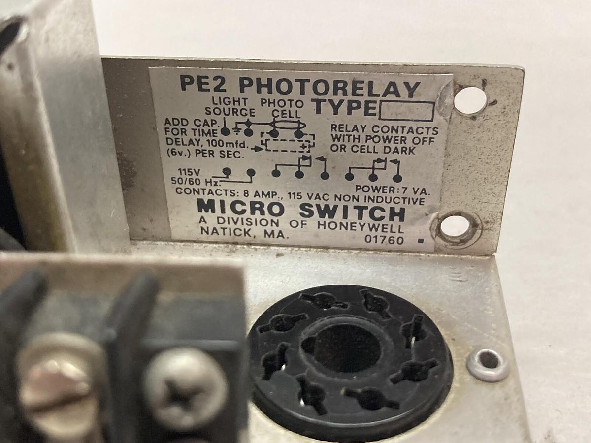 Used Honeywell,PE2 Photorelay,Micro Switch Type 2
