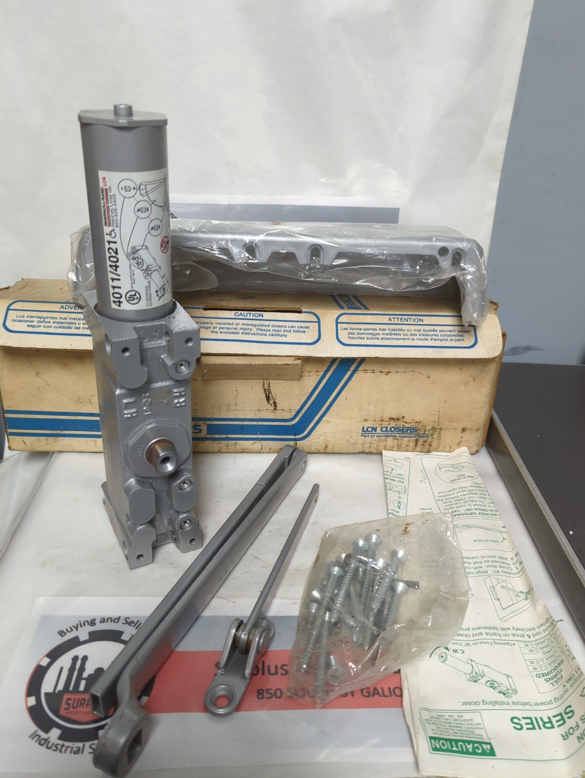 INGERSOLL-RAND,4011,RIGHT HAND SMOTHEE DOOR CLOSER NOS