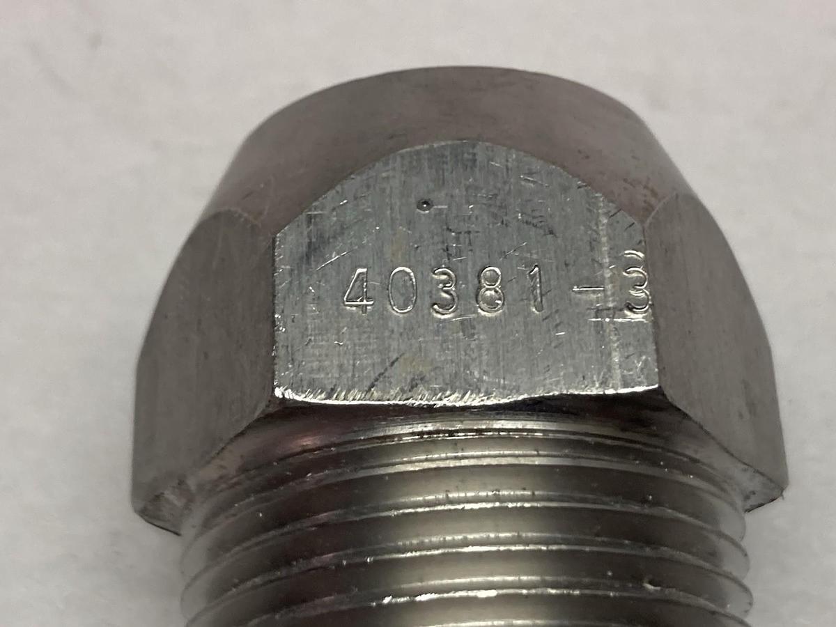 Used Unbranded,40381-3,Hydraulic Exhaust Nozzle