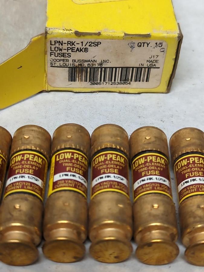 COOPER BUSSMANN,LPN-RK-1/2SP,LOW-PEAK 1/2 AMP FUSES BOX OF 9 NOS