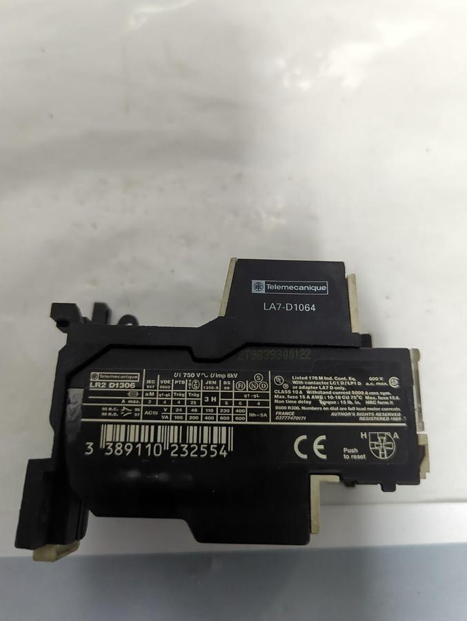 Used TELEMECANIQUE,LR2-D1306,THERMAL OVERLOAD RELAY W/ LA7-D1064 TERMINAL BLOCK