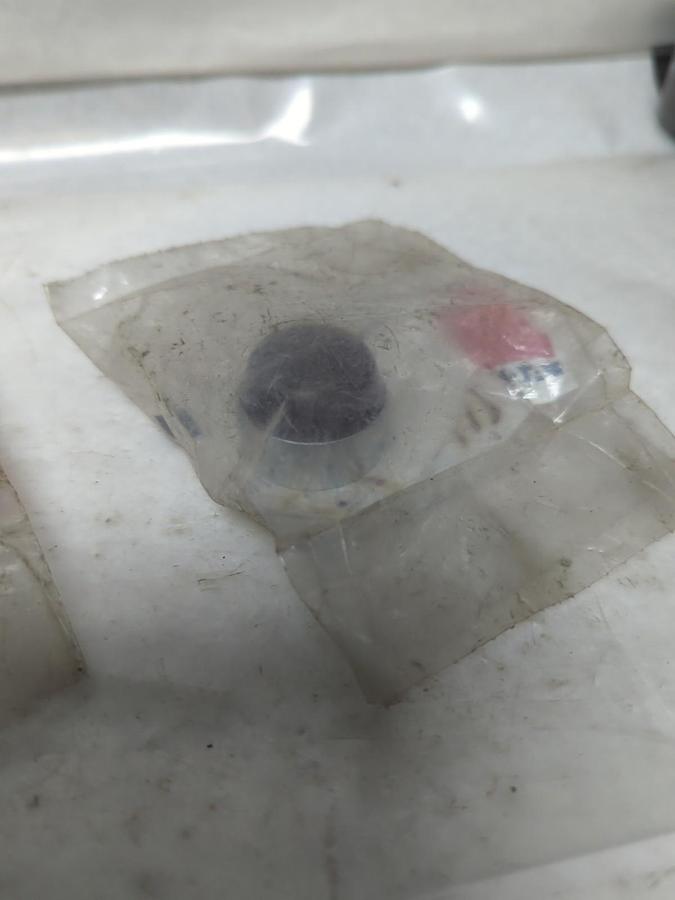 CUTLER-HAMMER,10250TC7N,NEW TYPE GLASS LENS RED LOT OF 2 NOS