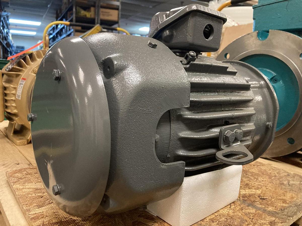 Baldor Reliance,XEX,3HP Super-E Severe Duty Motor 1750 RPM 480 Volts 182TC