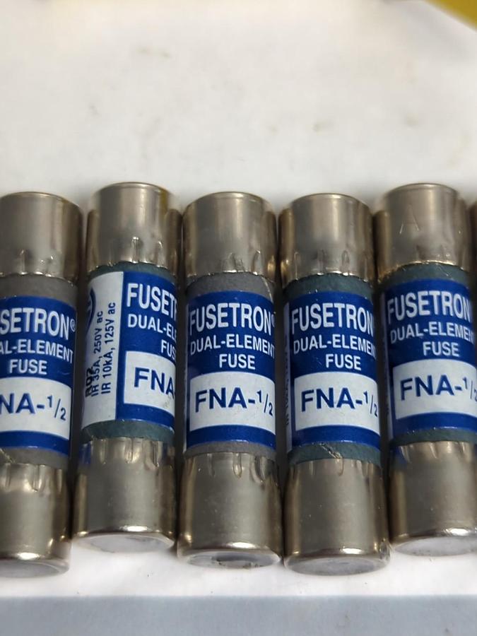 COOPER BUSSMANN,FNA-1/2,FUSETRON 1/2 AMP FUSES BOX OF 10 NOS