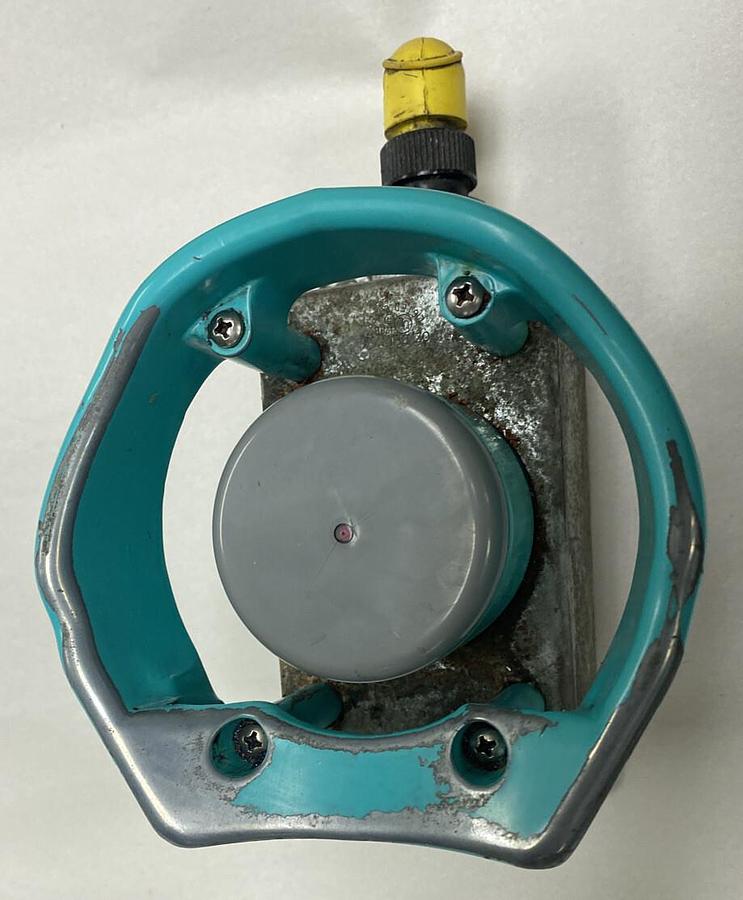 Used Pepperl+Fuchs,093779,Type PB-D02-008-6 Eronomic Palm Button