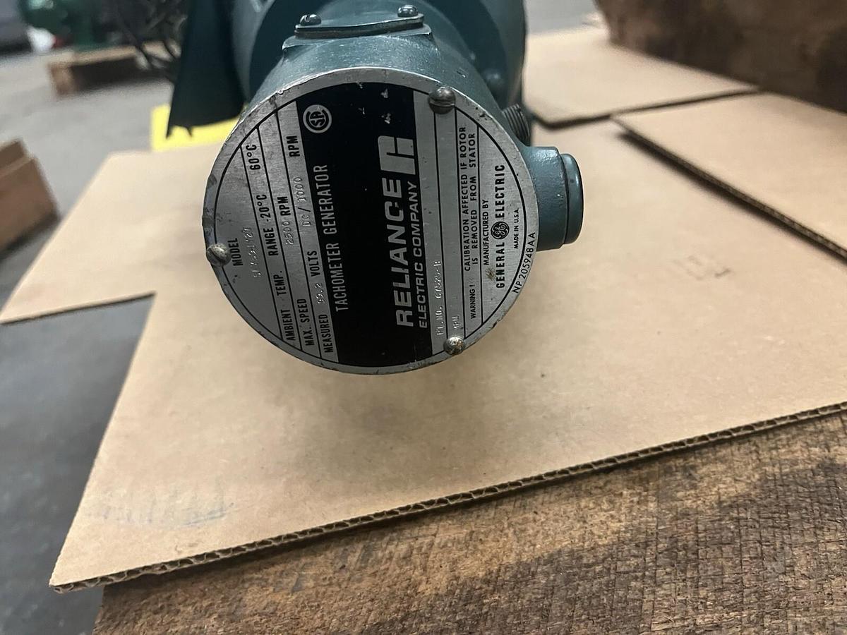 Used RELIANCE,169AT,RPM DC MOTOR 2HP 150VDC 1750RPM 5PY59JY27 RESOLVER