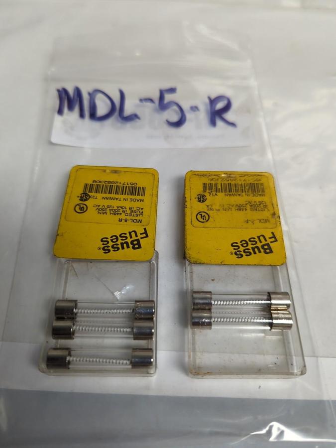 COOPER BUSSMANN,MDL-5-R,5 AMP FUSE LOT OF 5 NOS