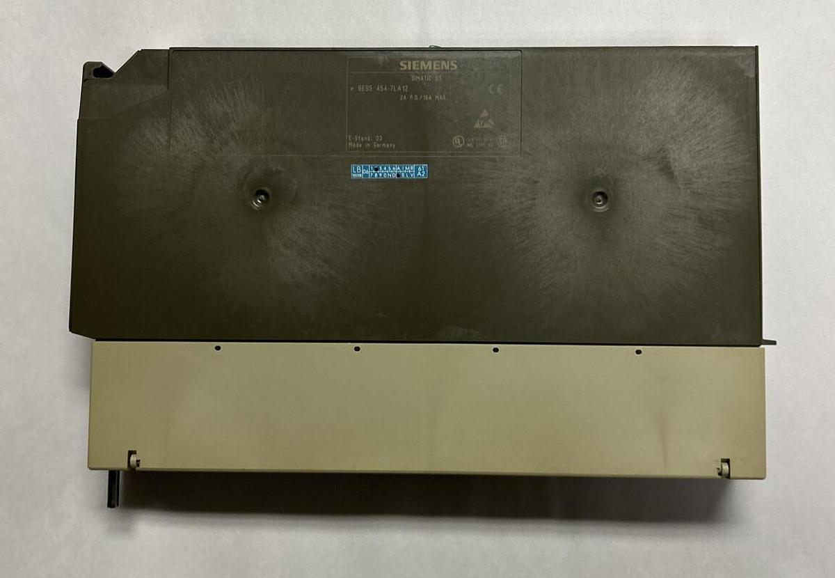 Used SIEMENS,6ES5454-7LA12,DIGITAL OUTPUT MODULE