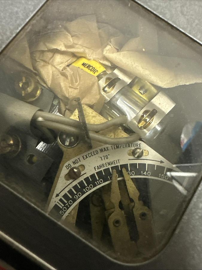 Mercoid Controls,DA-38-3 R.4,Temperature Control Switch