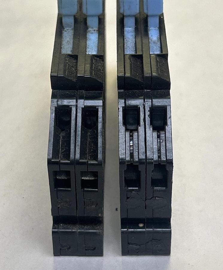 Used ZINSCO SYLVANIA,R-38,TANDEM CIRCUIT BREAKER 15A 120/240V 2P LOT OF 2