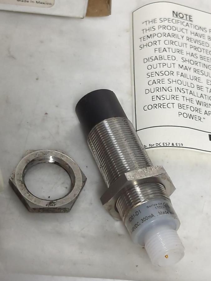 EATON,E59-M18C116D01-D1,PROXIMITY SENSOR 6-48VDC 300mA NOS