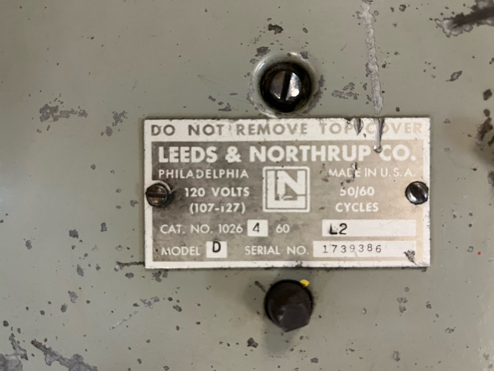 Used LN LEEDS & NORTHRUP,1026-4-60,MODEL D TEMPERATURE CONTROLLER
