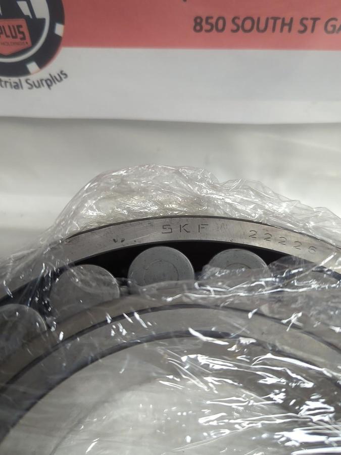 Used SKF,22226 EK,SPHERICAL ROLLER BEARING 130X230X64MM PRE-OWNED