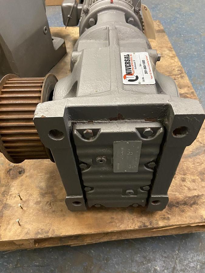 Used Sew Eurodrive,K87LP215,Gearmotor Ratio 31.39 10Hp Input 1760RPM