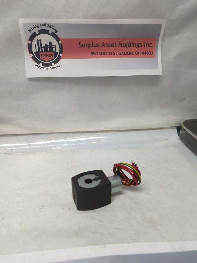Used ASCO,238214-032-D,SOLENOID VALVE 120/60 110/50 FT PRE-OWNED