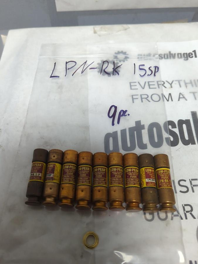 COOPER BUSSMANN,LPN-RK-15SP,LOW-PEAK 15 AMP FUSE LOT OF 9 NOS