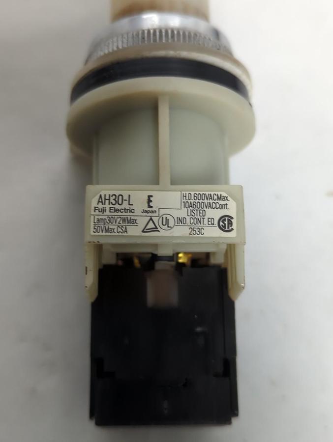 Used FUJI ELECTRIC,AH30-L,WHITE PUSH BUTTON PRE-OWNED