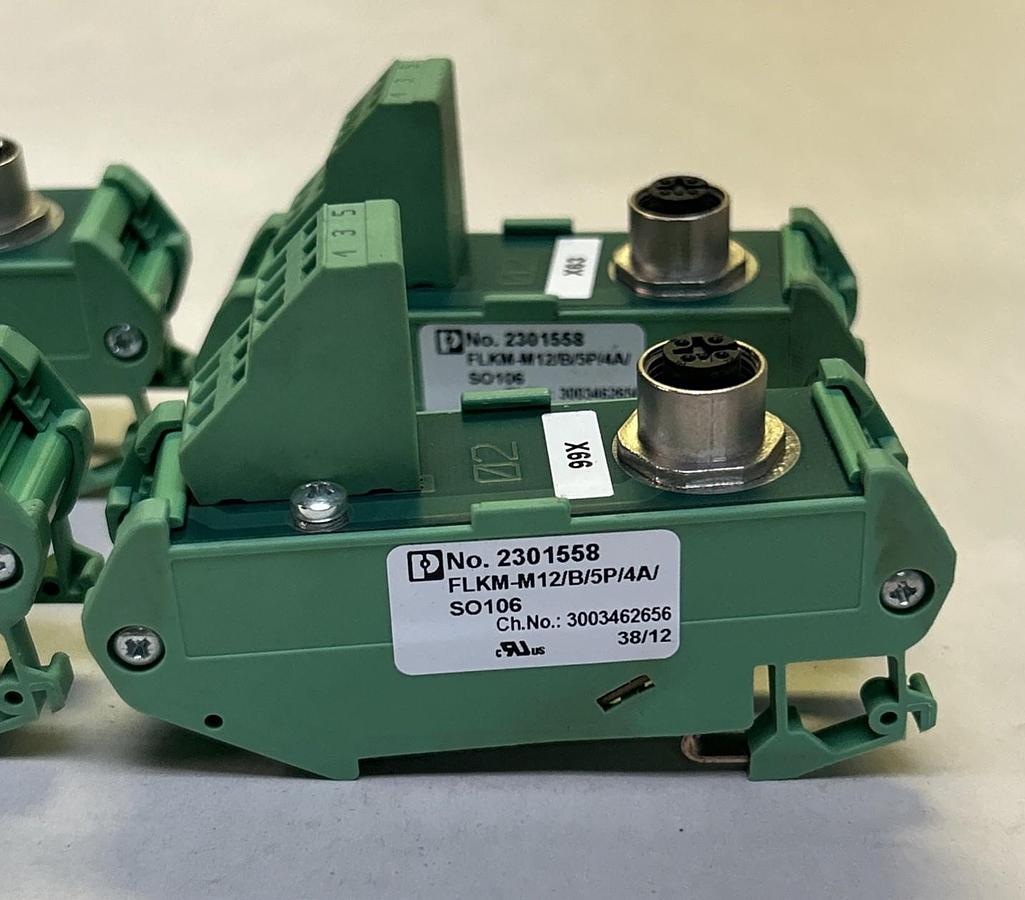 Used PHOENIX CONTACT,FLKM-M12/B/5P/4A/SO106,VARIOFACE MODULE LOT OF 4