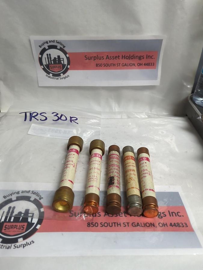 Used GOULD SHAWMUT,TRS-30R,TRI-ONIC 30 AMP FUSE LOT OF 5 PRE-OWNED