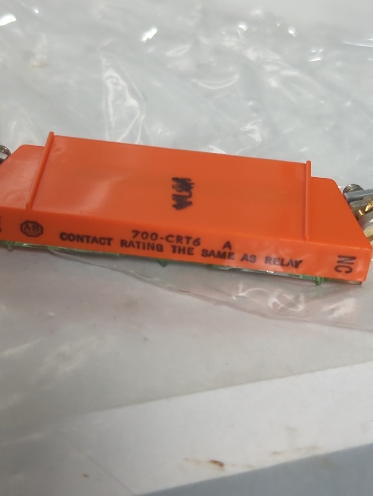 ALLEN BRADLEY,700-CRT6,NORMALLY CLOSED CONTACT CARTRIDGE ORANGE NOS