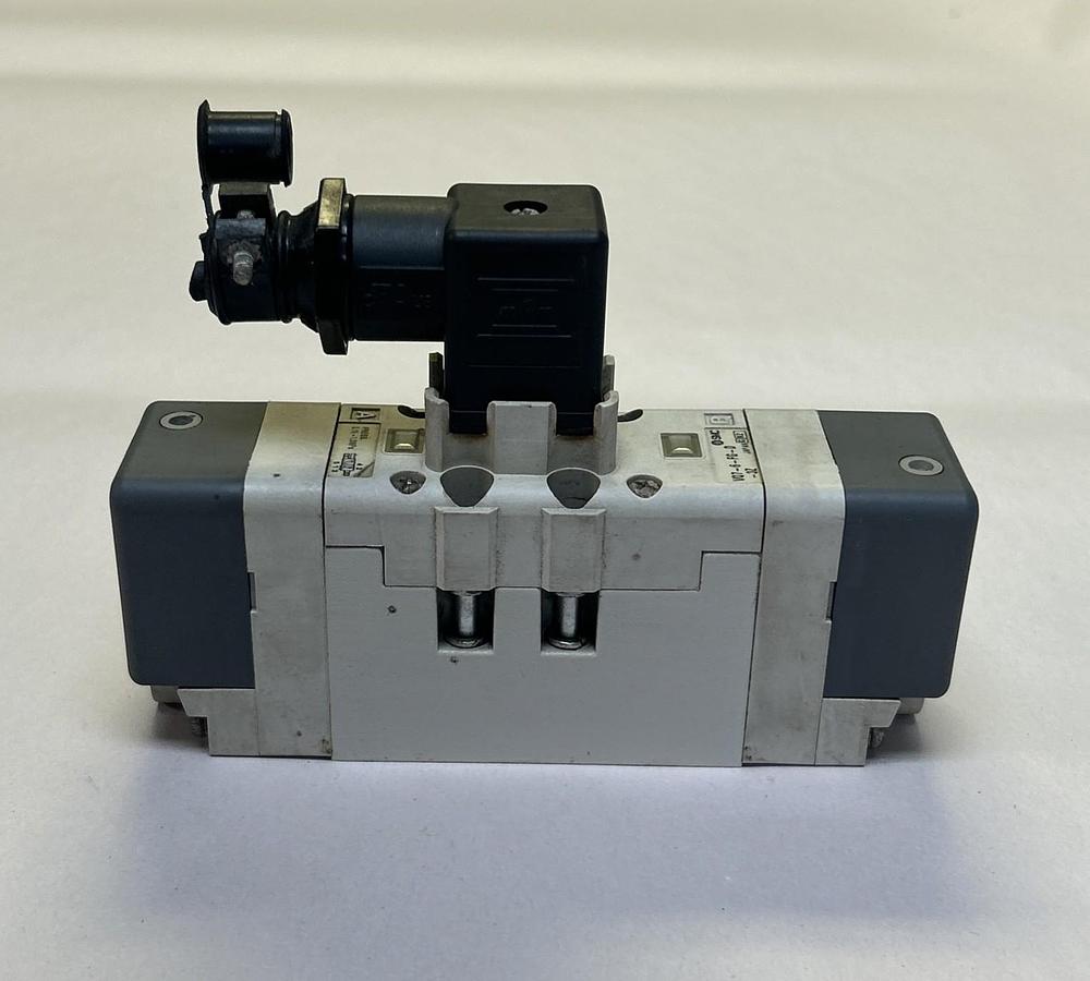 Used SMC,VQ7-6-FG-D,SOLENOID VALVE