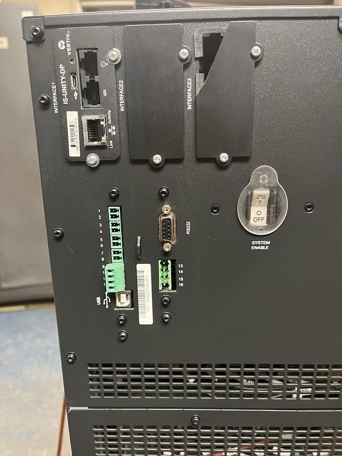 Used VERTIV,AS4B1NCJGNNX,LIBERT APS AS4 SERIES MODULAR UPS SYSTEM OUTPUT 208/120V