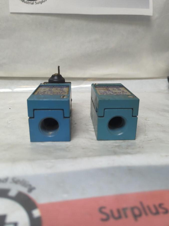 Used HONEYWELL/MICRO SWITCH,LSR1A,LIMIT SWITCH 10 AMP 600 VAC LOT OF 2 PRE-OWNED