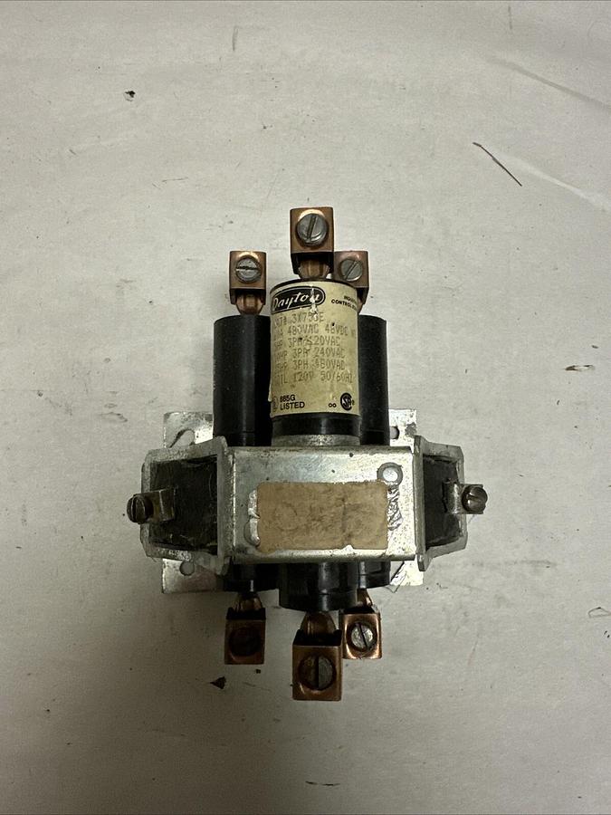 Used Dayton,3X750E,Displacement Relay (G030)