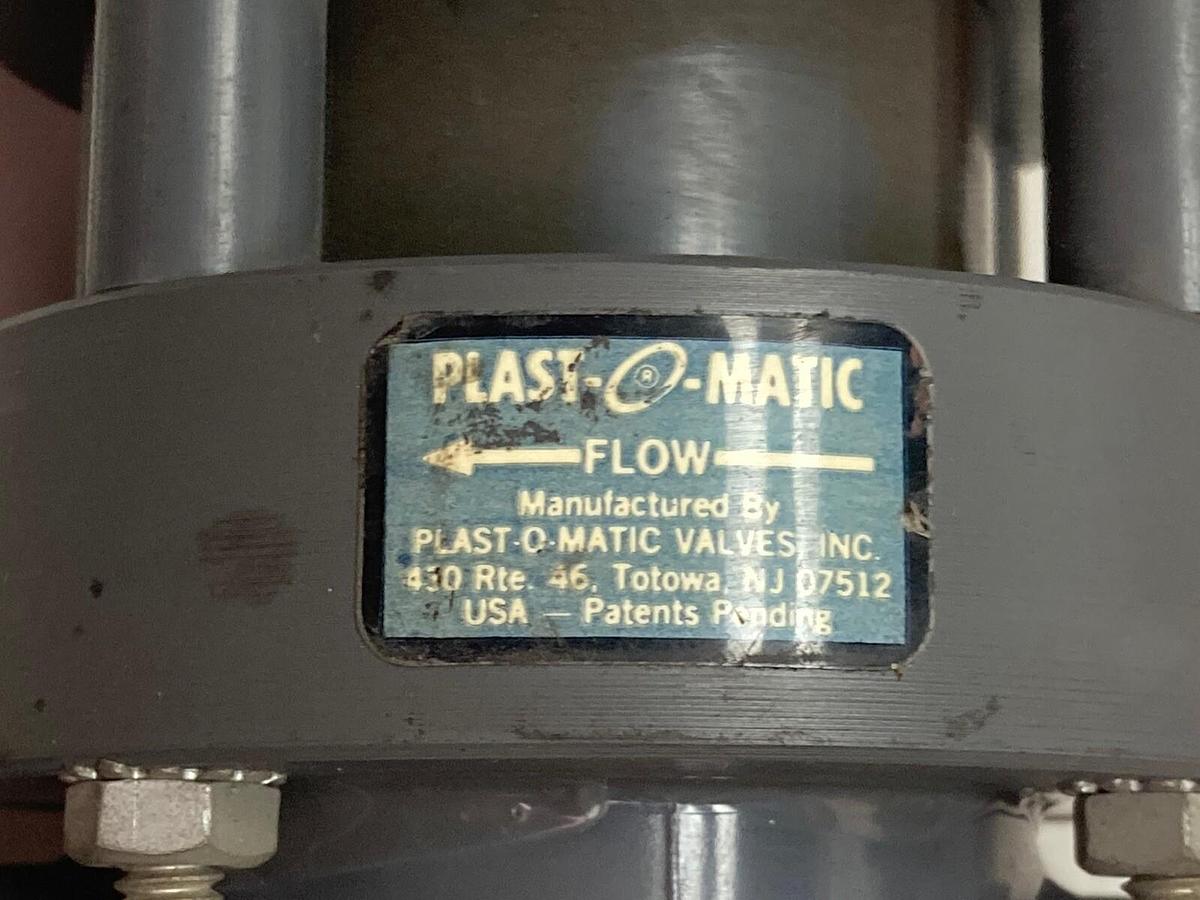Used Plast-O-Matic,SPC100VW20,Valve 1 1/4 Inch Pipe 120V 20W 60 Cycles