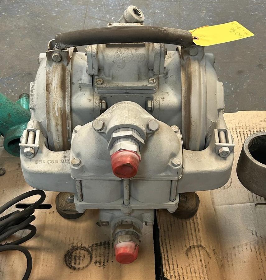 Used WARREN RUPP,SN-3-A,SANDPIPER AIR OPERATED DOUBLE DIAPHRAGM PUMP