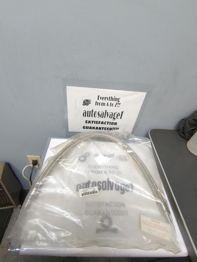 SWAGELOK,SS-FL8TM10TM10-30,30 INCH CONVULTED TUBE SS-BRAID NEW