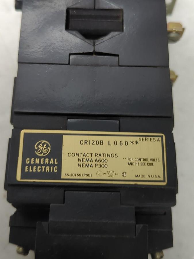 Used GENERAL ELECTRIC,CR120B L060,SER A INDUSTRIAL LATCH RELAY 110/120V 50/60HZ USED
