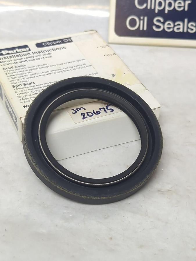 JM CLIPPER/PARKER,20675,OIL SEAL LOT OF 2 NOS